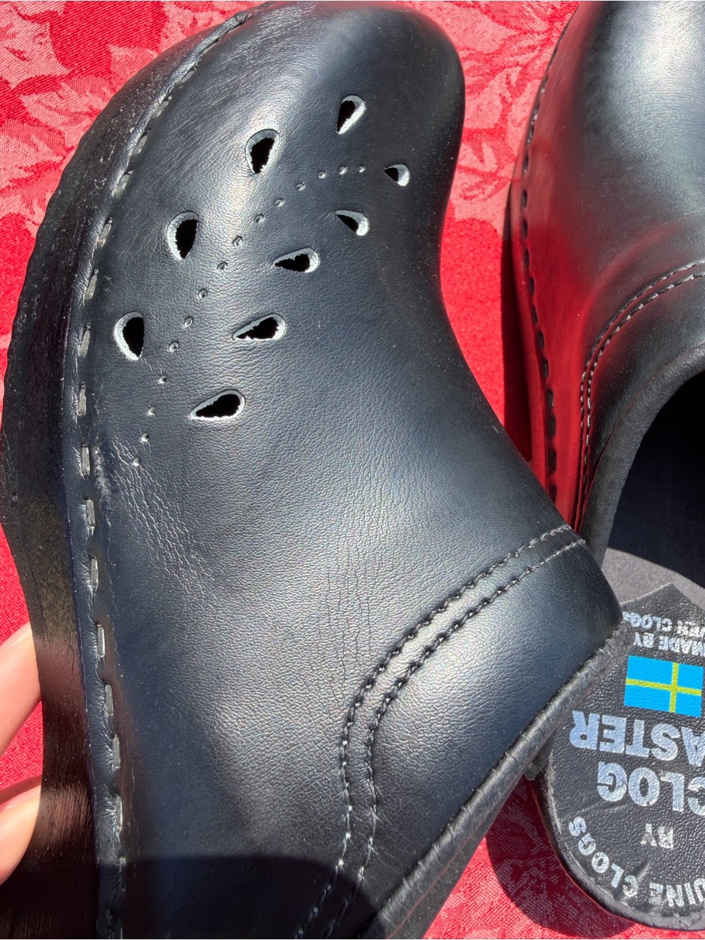 Clogs - Picture 8 of 10